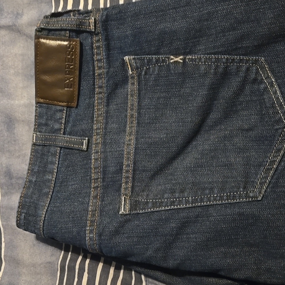 Men's Express Relaxed Fit 38x34 Blue Jeans